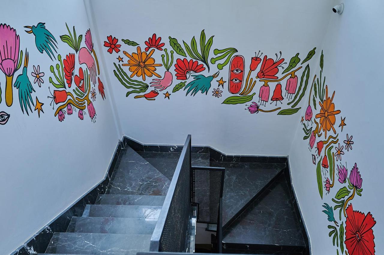 Stayhere - Cil - Vibrant Casablanca